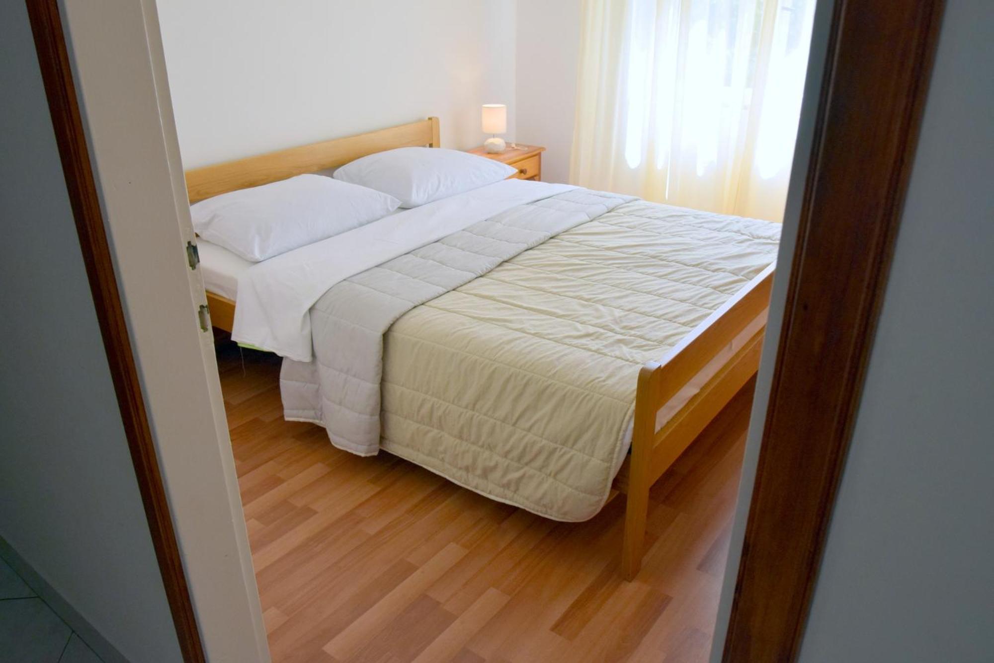 James Bond Apartments Palit Chambre photo
